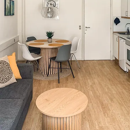 Lägenhet 1 Bedroom Amazing In *
